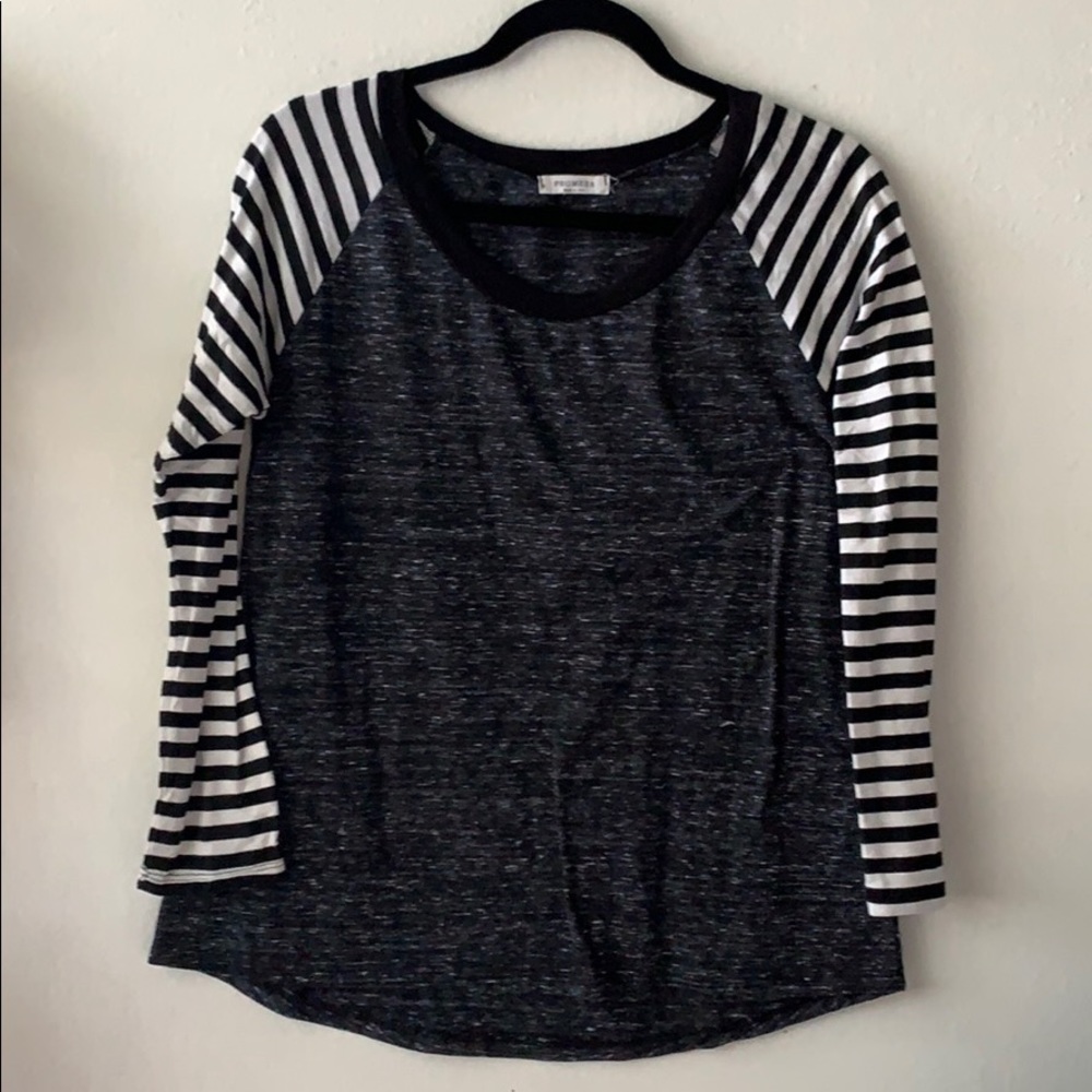 Black and white long sleeve shirt